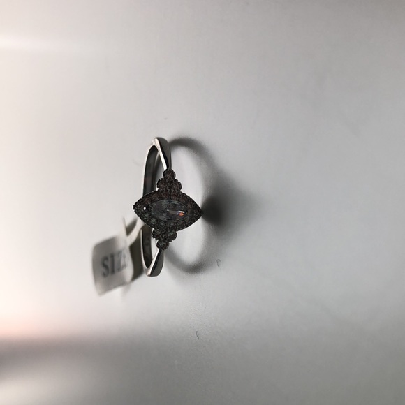 3/15$ Ring 💍 - Picture 3 of 6